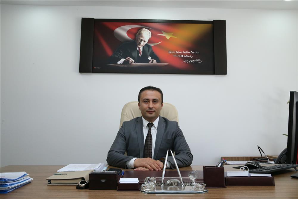 Op. Dr. Mustafa ALİMOĞULLARI.JPG