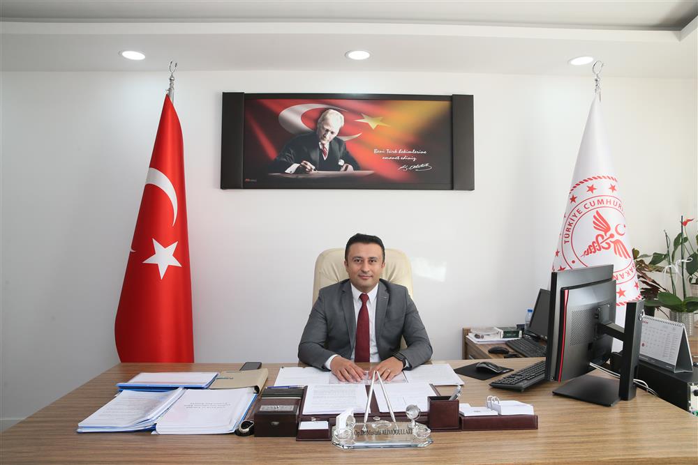 Dr. Mustafa ALİMOĞULLARI.JPG